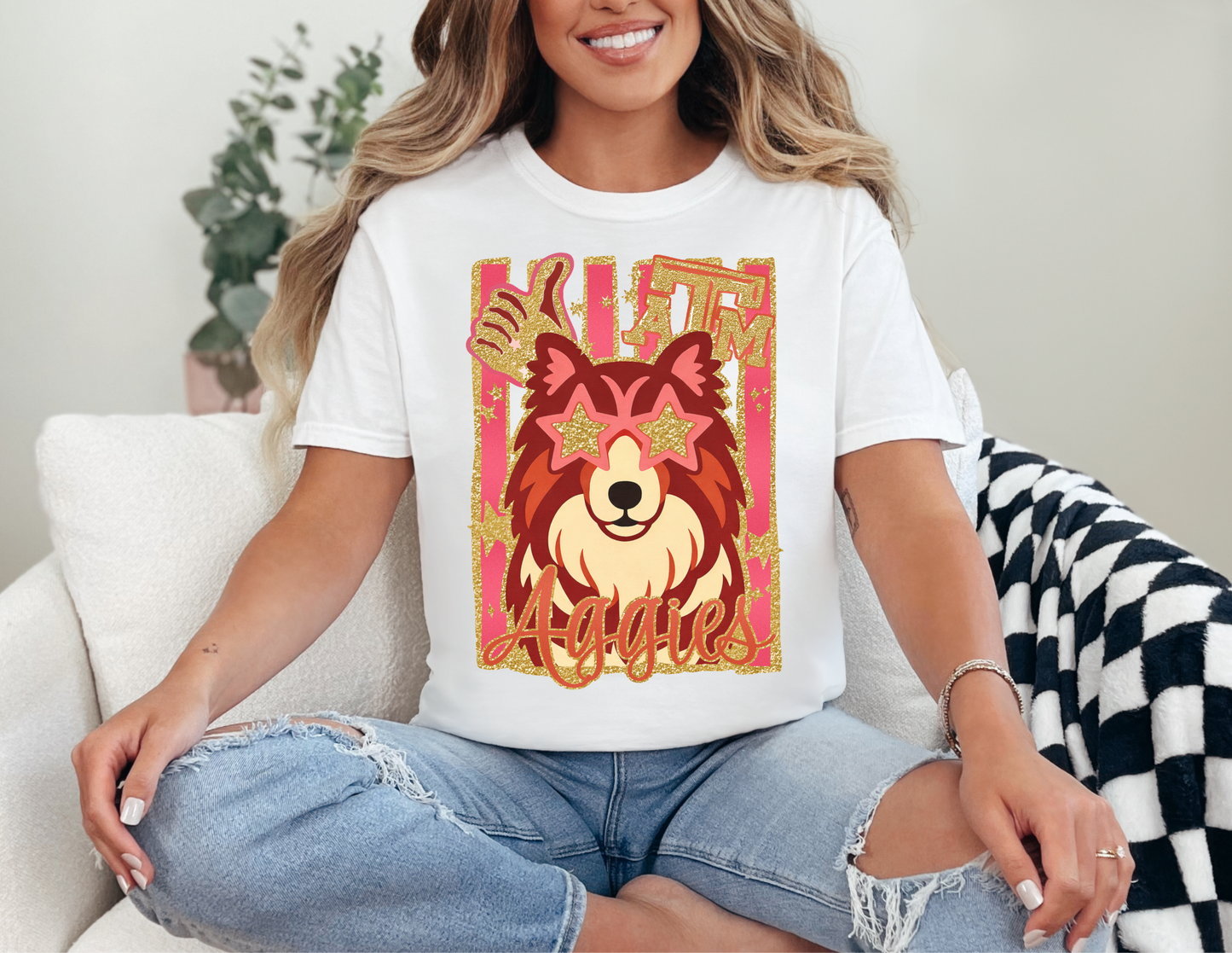 Glitzy Gig'Em T-shirt